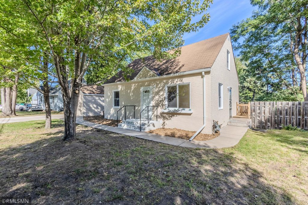 6823 E River Road NE, Fridley, MN 55432 — photo 2