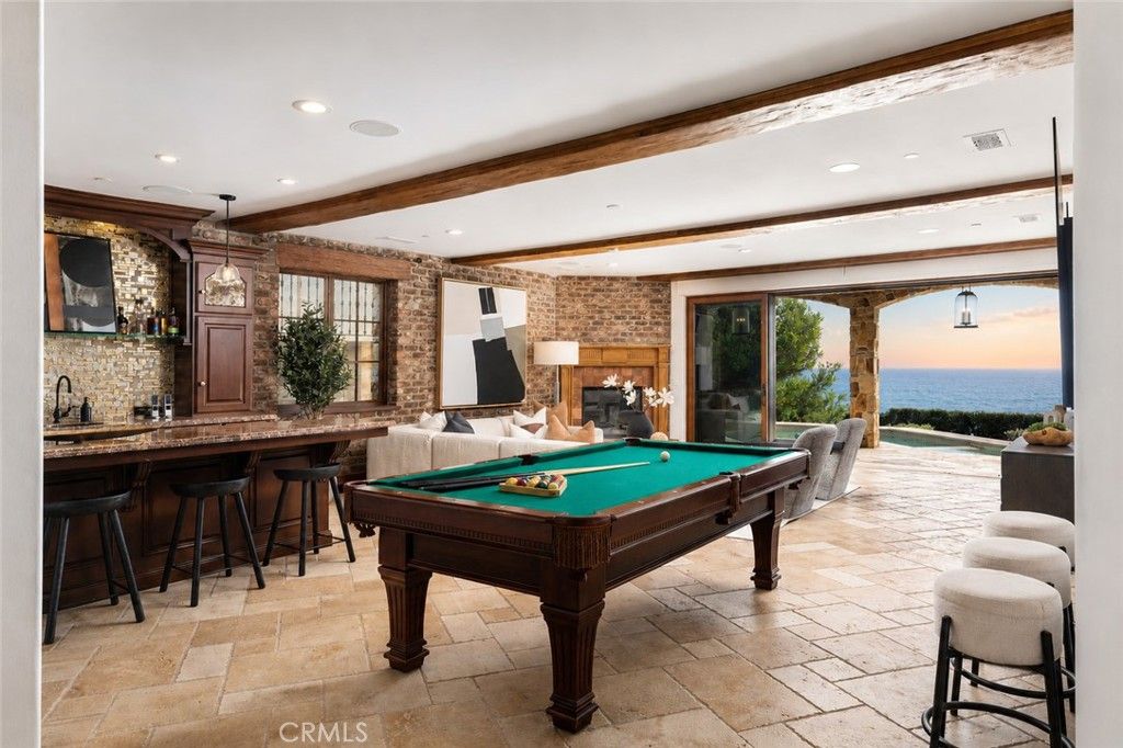 Image 14 of property listing at 177 Shorecliff Road, Corona Del Mar, CA 92625