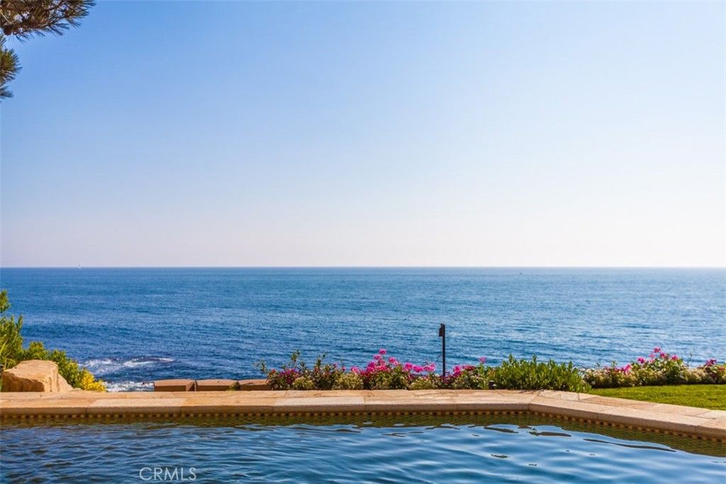 Image 16 of property listing at 177 Shorecliff Road, Corona Del Mar, CA 92625