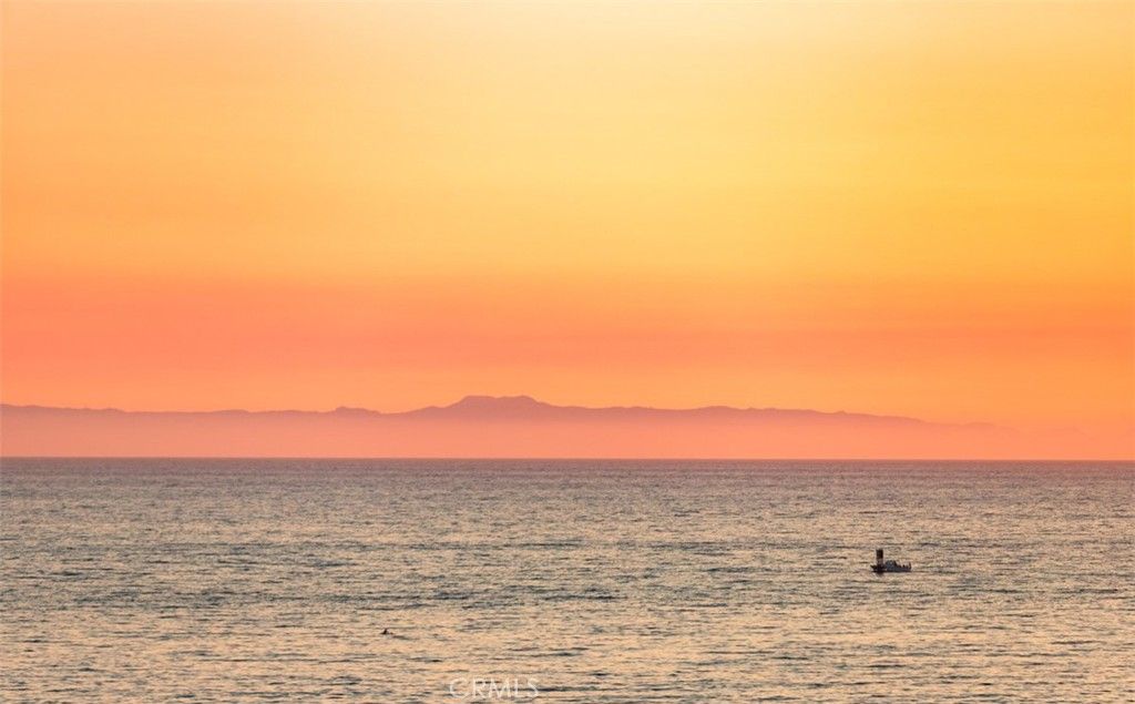 Image 29 of property listing at 177 Shorecliff Road, Corona Del Mar, CA 92625