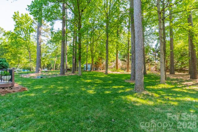 109 Lake Pine Road, Mooresville, NC 28117