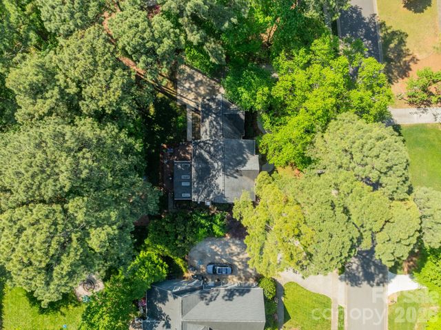 109 Lake Pine Road, Mooresville, NC 28117