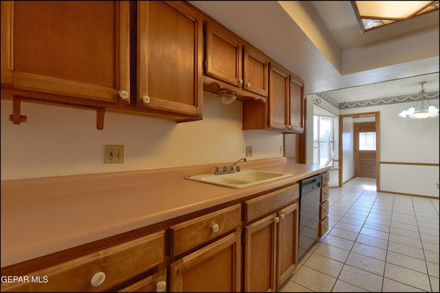 6516 Cortesano Court, El Paso, TX 79912