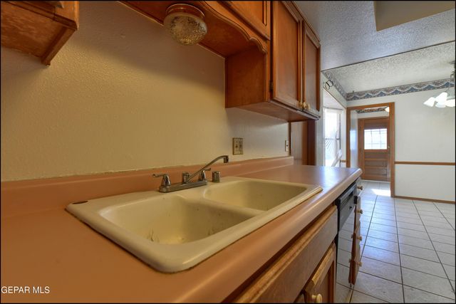 6516 Cortesano Court, El Paso, TX 79912