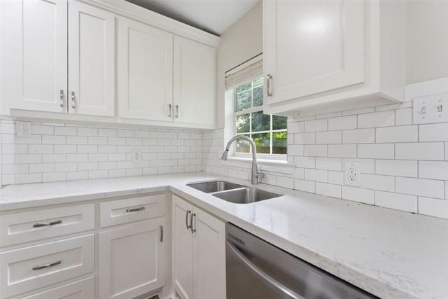 3908 Harvard, Lake Charles, LA 70607
