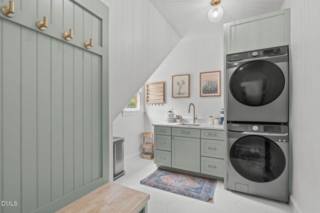 3912 Sweeten Creek Road, Chapel Hill, NC 27514