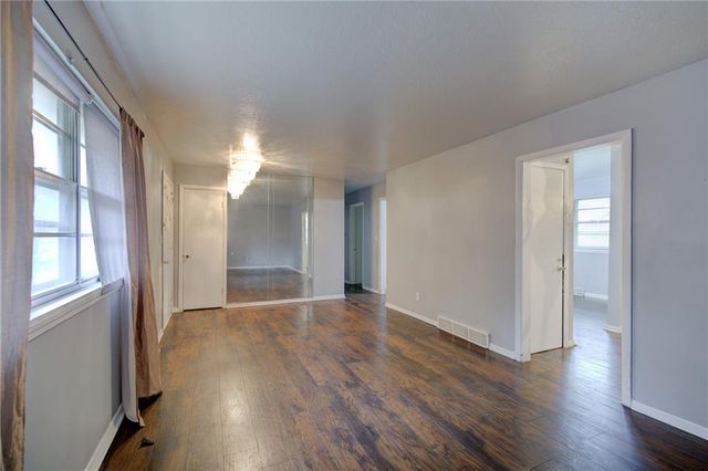 1836 E 78th Street, Kansas City, MO 64132