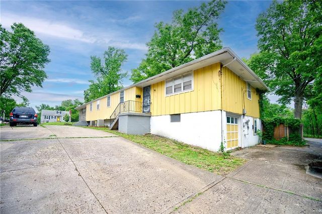 1836 E 78th Street, Kansas City, MO 64132