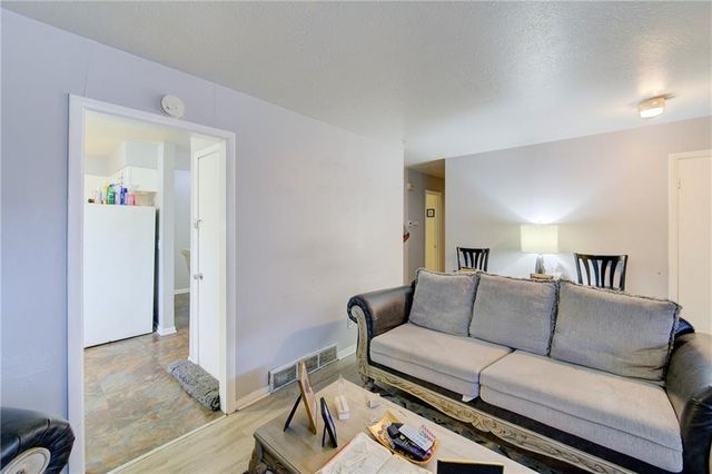 1836 E 78th Street, Kansas City, MO 64132