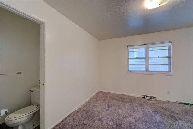 1836 E 78th Street, Kansas City, MO 64132