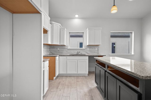 14329 Chris Zingo Lane, Horizon City, TX 79928