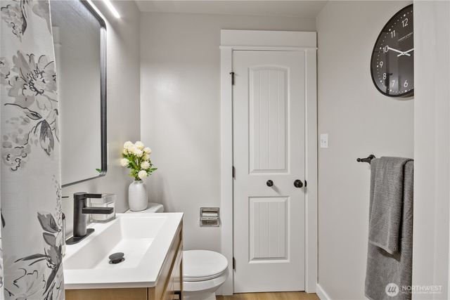 2125 N Highland Street, Tacoma, WA 98406