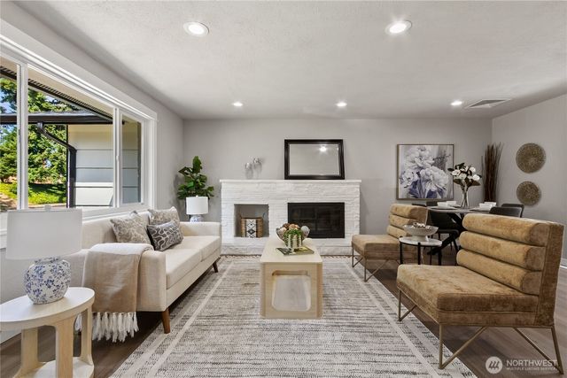 2125 N Highland Street, Tacoma, WA 98406