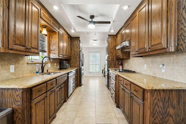 1709 Louella Court, Hurst, TX 76054