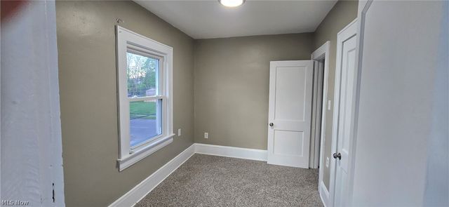1024 N Howard Street, Akron, OH 44310