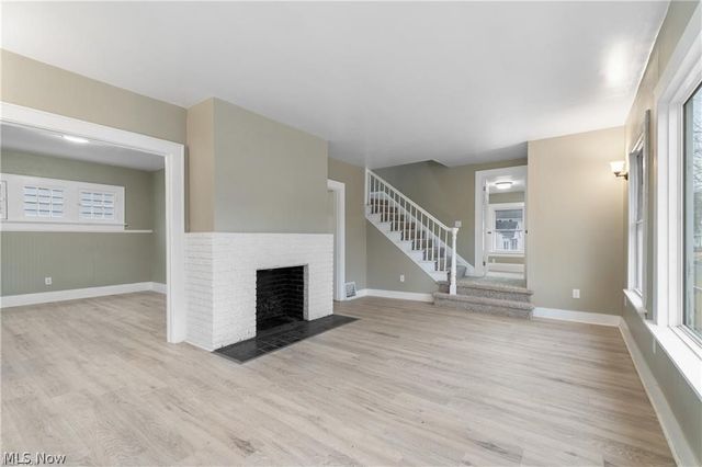 1024 N Howard Street, Akron, OH 44310