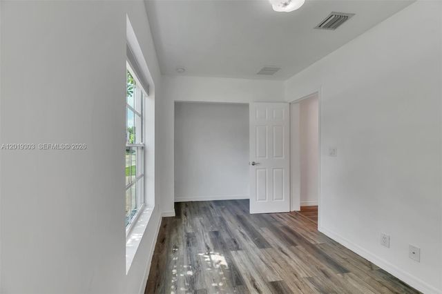 535 Somerset Way, Weston, FL 33326
