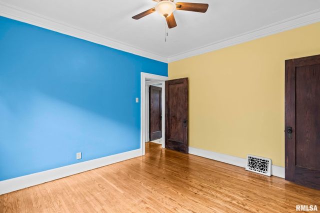 1204 MACARTHUR Boulevard, Springfield, IL 62704