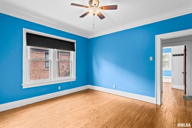 1204 MACARTHUR Boulevard, Springfield, IL 62704