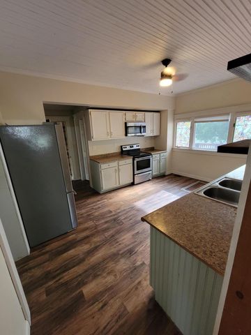 709 E Isham Street, Ionia Twp, MI 48851