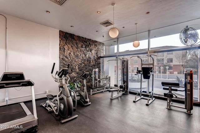 207 W Clarendon Avenue G18, Phoenix, AZ 85013