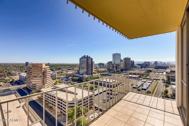 207 W Clarendon Avenue G18, Phoenix, AZ 85013