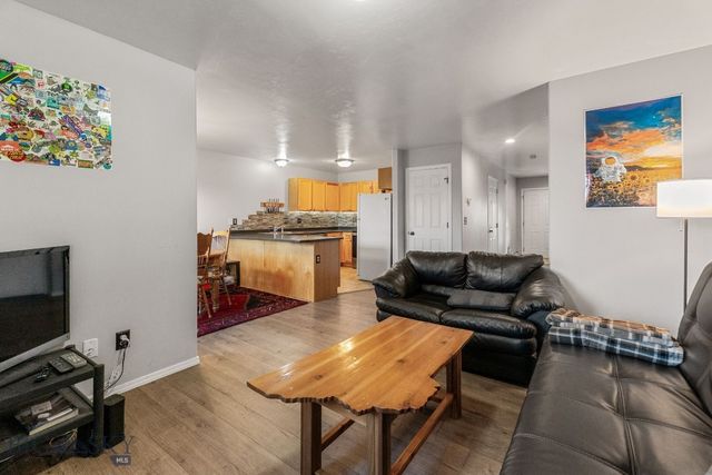 515 Michael Grove Avenue 42, Bozeman, MT 59718