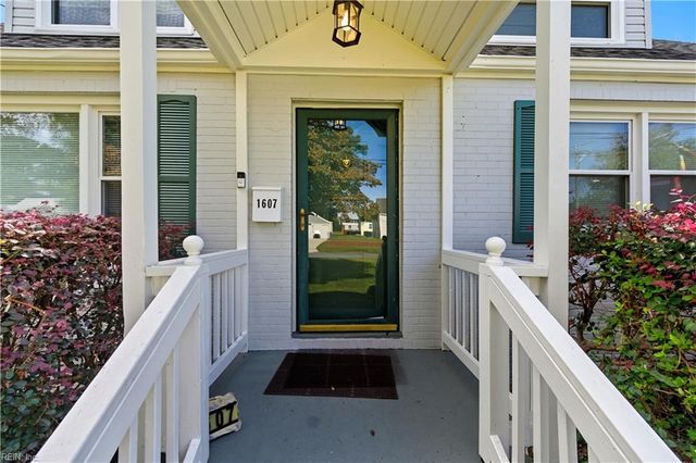 1607 Parkview AVE, Norfolk, VA 23503