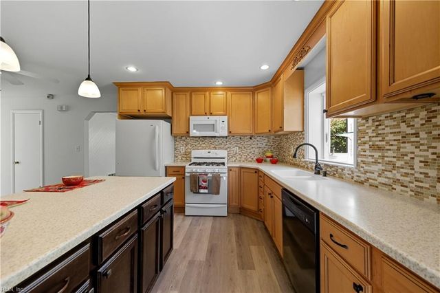 1607 Parkview AVE, Norfolk, VA 23503