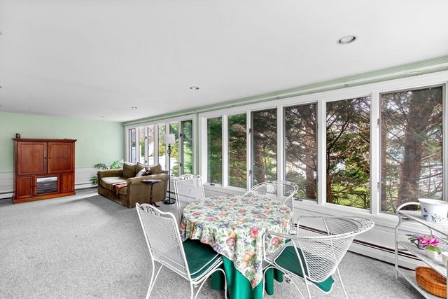 2 Par 3 Dr, Yarmouth, MA 02664