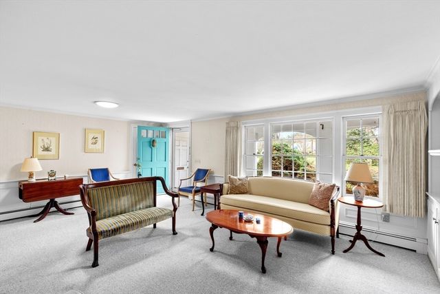 2 Par 3 Dr, Yarmouth, MA 02664