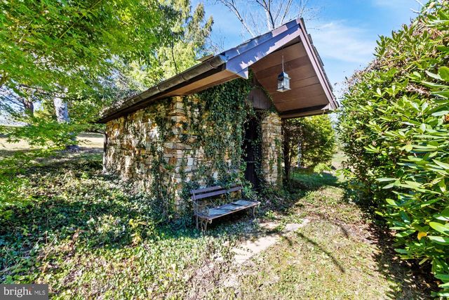 18535 FORESTON RD, Parkton, MD 21120
