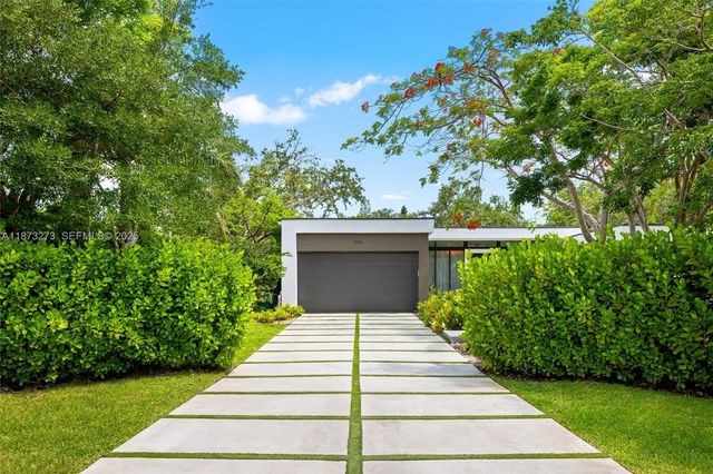 12100 SW 79th Avenue, Pinecrest, FL 33156