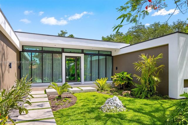 12100 SW 79th Avenue, Pinecrest, FL 33156