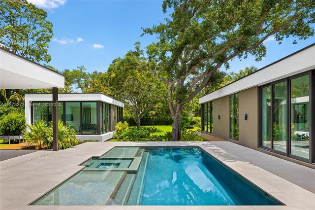 12100 SW 79th Avenue, Pinecrest, FL 33156