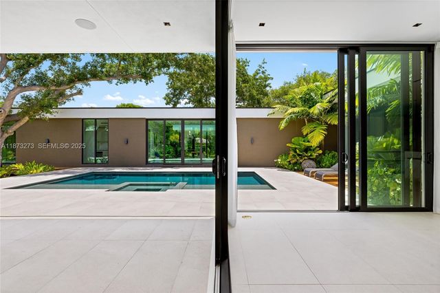 12100 SW 79th Avenue, Pinecrest, FL 33156