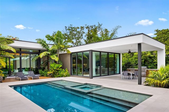 12100 SW 79th Avenue, Pinecrest, FL 33156