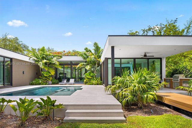 12100 SW 79th Avenue, Pinecrest, FL 33156