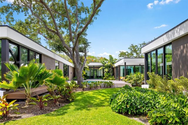12100 SW 79th Avenue, Pinecrest, FL 33156