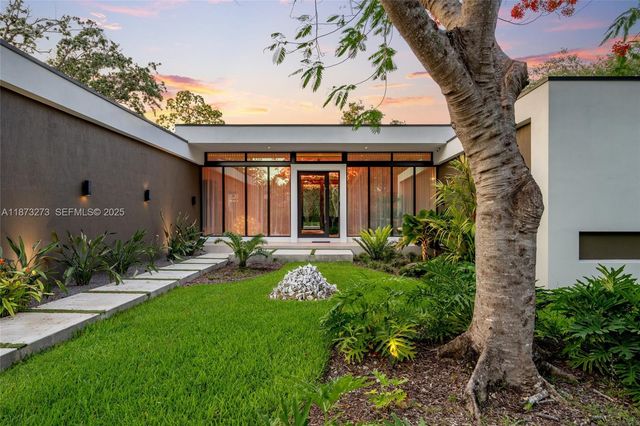 12100 SW 79th Avenue, Pinecrest, FL 33156
