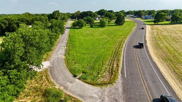 404 N Main Street, Bailey, TX 75413