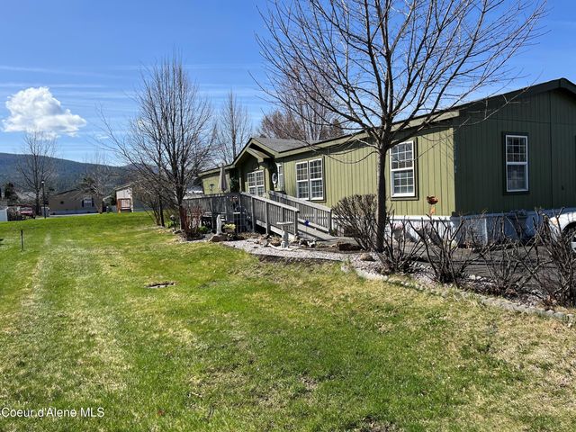 2270 W Pellinore Way, Post Falls, ID 83854