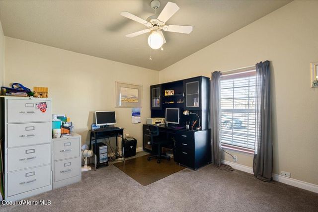 2270 W Pellinore Way, Post Falls, ID 83854
