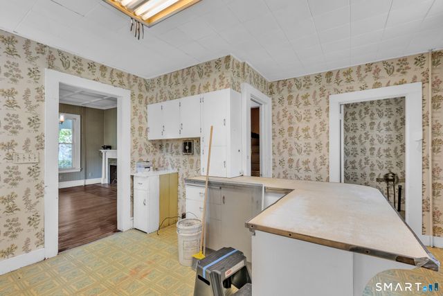 418 Maple Hill Avenue, Newington, CT 06111