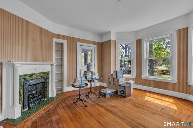 418 Maple Hill Avenue, Newington, CT 06111