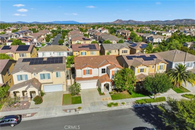 6572 Cadenza, Eastvale, CA 92880