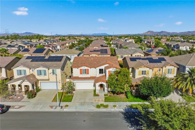6572 Cadenza, Eastvale, CA 92880
