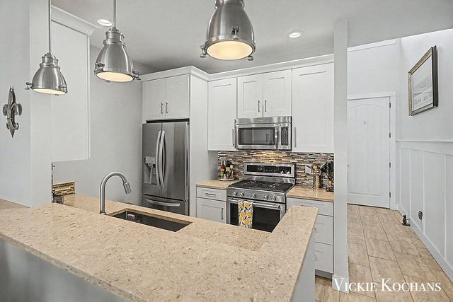 142 Viridian Drive, Muskegon, MI 49440