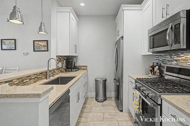142 Viridian Drive, Muskegon, MI 49440