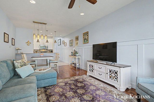 142 Viridian Drive, Muskegon, MI 49440